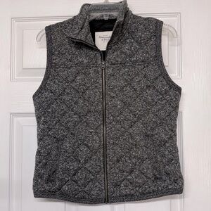 Abercrombie & Fitch Quilted Vest Zip Front Gray Black Sz M